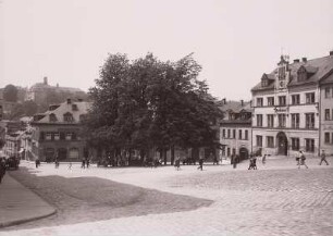 Auerbach, Altmarkt : Auerbach. Altmarkt. Ortsansicht mit Schloss. Blick zum Rathaus nach Nordwesten