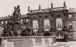 Bayreuth, Neues Schloss : Bayreuth. Neues Schloss. Markgrafenbrunnen