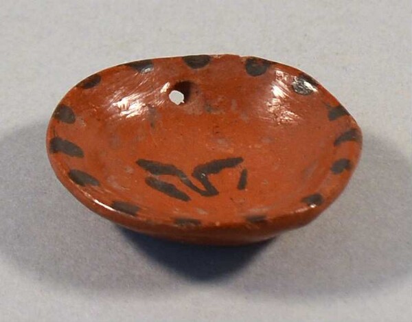 Clay plate (miniature)