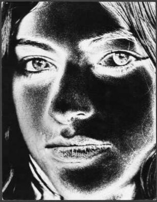 Portrait einer Frau : Portrait einer jungen Frau (Negativ)