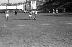 Bukarest: [Fußballspiel] Bucuresti-Berlin, 1 : 0, Spielszene