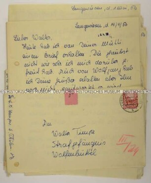 Serie von 7 Briefen und 3 Postkarten von einer Freundin aus der DDR an den Journalisten Walter Timpe während seiner Haft in der JVA Wolfenbüttel