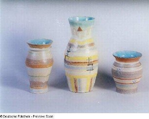 Vase : Drei Vasen (1. Dr. 20. Jh.; wohl K. Feuerriegel)
