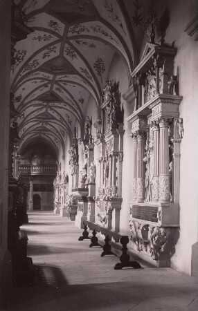 Bamberg, Klosterkirche : Bamberg. Kloster Michelsberg. Klosterkirche St. Michael. Nord-Seitenschiff nach Westen