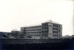 Strieder, Wilhelm. Doppelschulhaus in der Südendstraße
