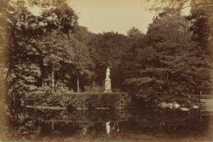 Partie im Tiergarten beim Denkmal Friedrich Wilhelms III.