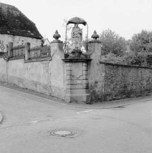 Hl. Johannes Nepomuk; Kiedrich, Suttonstraße