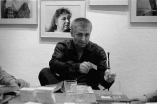 Brecht-Haus : Im Brecht-Haus: Apti Bisultanov; Bild: Alain Riviere