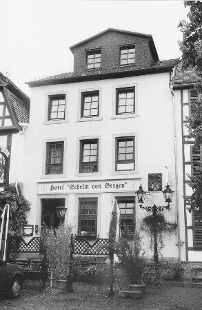 Sachteile Brandmauer, Gewölbekeller, Treppenanlage (Wohnhaus); Gelnhausen, Obermarkt 22