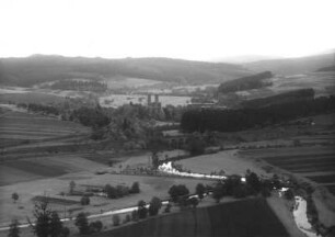 Kloster Veßra : Kloster Veßra. Ortsansicht mit Kloster im Schleusatal