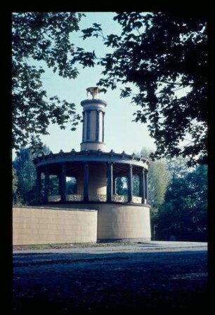 Glienicke Neugierde 23.10.66.