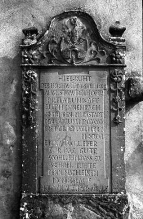 Tennenbach: Grabtafel