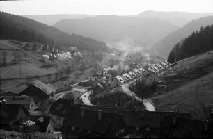 Schramberg: Von der Hochstraße auf Schramberg