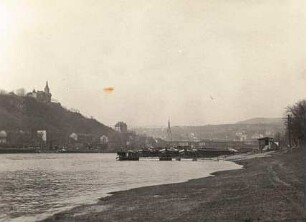 Aussig (Ústí nad Labem). Blick vom rechten Elbufer auf die Stadt