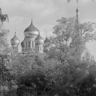 Das Schipka-Kloster „Rozhdestvo Hristovo“ (Christi Geburt) befindet sich am Stadtrand von Shipka