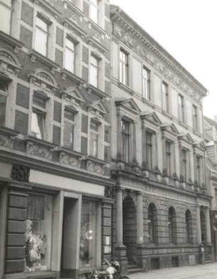 Annaberg-Buchholz, Ernst-Thälmann-Straße (Buchholzer Straße) 14. Wohnhaus (Stomatologische Abteilung der Poliklinik). Straßenansicht