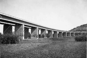 Aichelbergviadukt, km 165,953 - km 166,868 Brücke fertiggestellt 1938