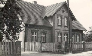 Wohnhaus in Halbendorf : Domske w Brězowce