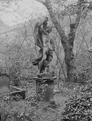 Dresden, Eliasfriedhof. Grabmal für Christian Kirchner