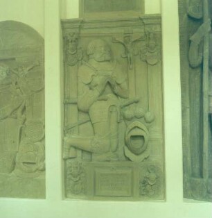 Kloster Schöntal. Epitaph Götz von Berlichingens im Kreuzgang des Klosters