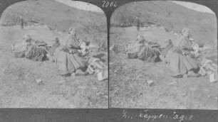 Tromsø (Norwegen). Lappenfamilie in einem Lager