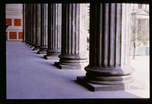 Altes Museum 13.4.81.