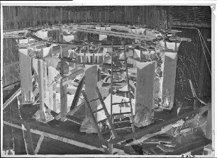 Staustufe Ottendorf. Montage der Stützschaufeln bei der Turbine 1.