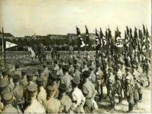 Aufmarsch einer SA-Brigade auf dem Tempelhofer Feld