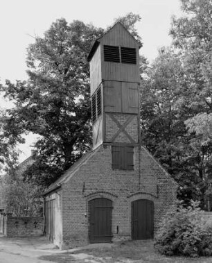 Manker, Fehrbellin, Dorfstraße