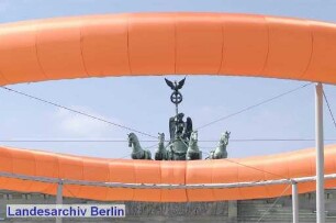 Ökumenischer Kirchentag, Eröffnung am Brandenburger Tor (Mitte)