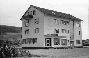 Freiburg; St. Georgen: Neubau Raiffeisenbank