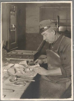 Arbeiter beim Frühstück um 1932 : Arbeiter beim Frühstück um 1932