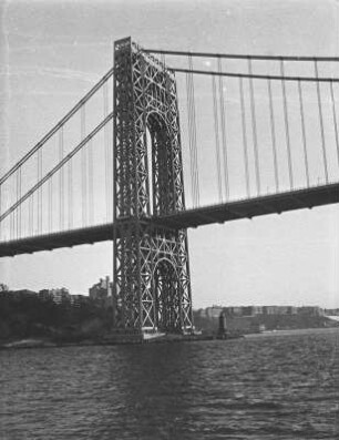 George Washington Bridge : Ansicht eines Pylons der George Washington Bridge.