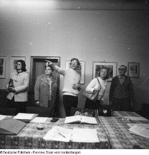 Professor Paul Michaelis, Maler an der Kunstakademie Dresden (rechts im Bild)