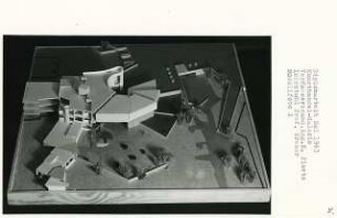 Kunsthandel-Galerie (Diplomarbeit bei Willy Kreuer): Modellfoto