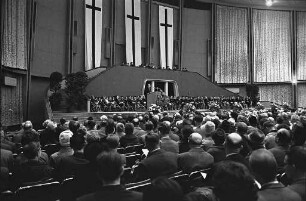 Reformationsfeier des evangelischen Kirchenbezirks in der Schwarzwaldhalle.
