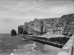 Helgoland : Felsformation an der Südseite der Küste Helgolands