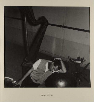 "Serge Lifar" aus einem Album zu Adolf Lazi