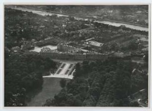 Luftaufnahme vom Schloss und Park, Compiègne: Ansicht