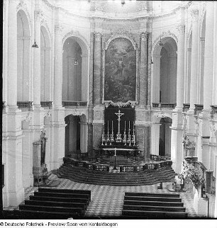 Innenraum der Hofkirche