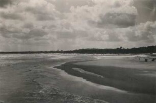 Usedom. Blick von Heringsdorf gegen Ostseebad Ahlbeck