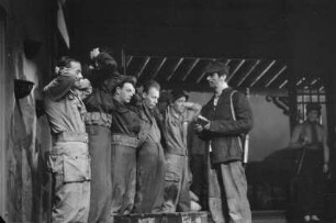 Szenenbilder aus "Colonel Forster bekennt sich schuldig" von R. Vailland, Kammerspiele