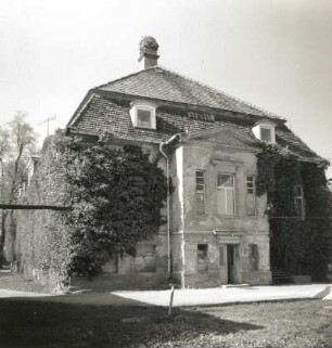 Kasel-Golzig. Schloß (2. H. 18. Jh.). Seitenansicht