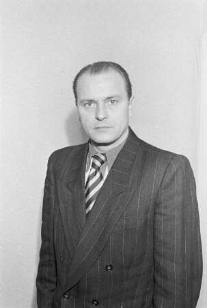 Porträt: Paul Nowotny, Direktor des Instituts für sorbische Volksforschung : Portret: Pawoł Nowotny, direktor Instituta za serbski ludospyt : Bautzen / Budyšin