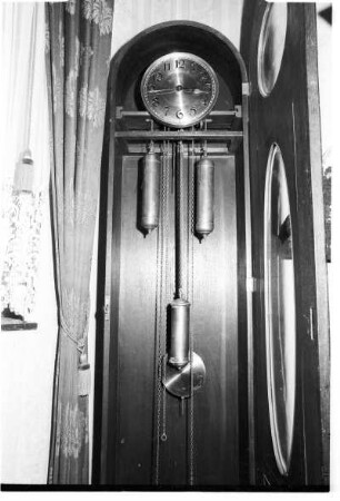 Uhrkasten einer Standuhr