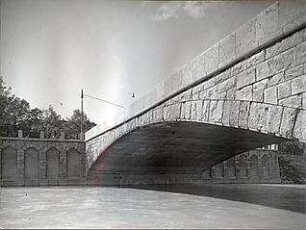 Fischer, Theodor; München; Wittelsbacherbrücke - Brückenbogen (Untersicht)
