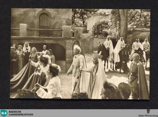 [2]: [Kriemhild und Siegfried ziehen Hand in Hand in Worms ein]