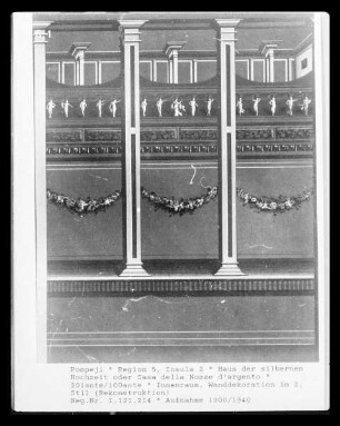 Pompeji, Haus der silbernen Hochzeit, Wanddekoration im 2. Stil (Rekonstruktion)