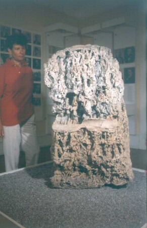 Bad Nauheim. Salzmuseum. Kalksinterstein