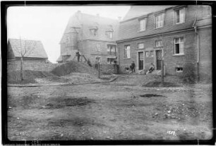 Rössen, Kolonie, Brunnenplatz